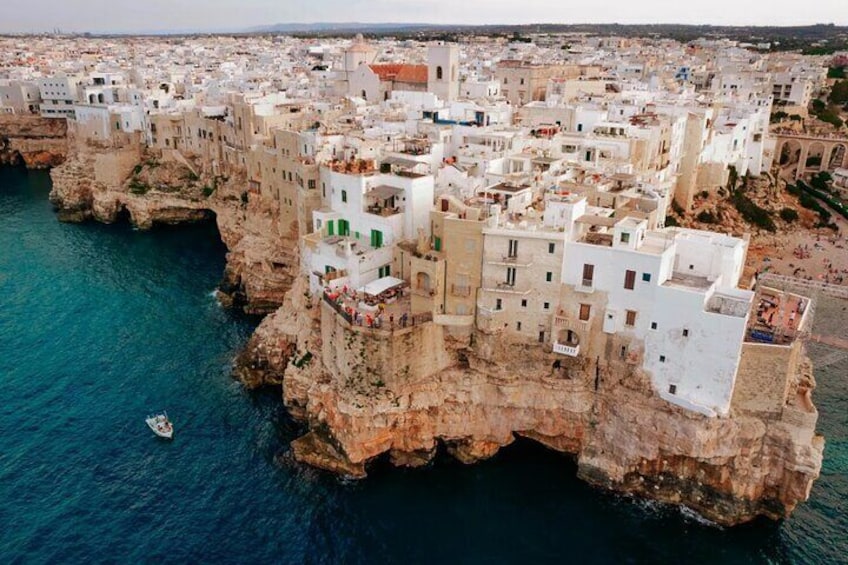 From Bari: Discover Alberobello and Polignano a Mare 