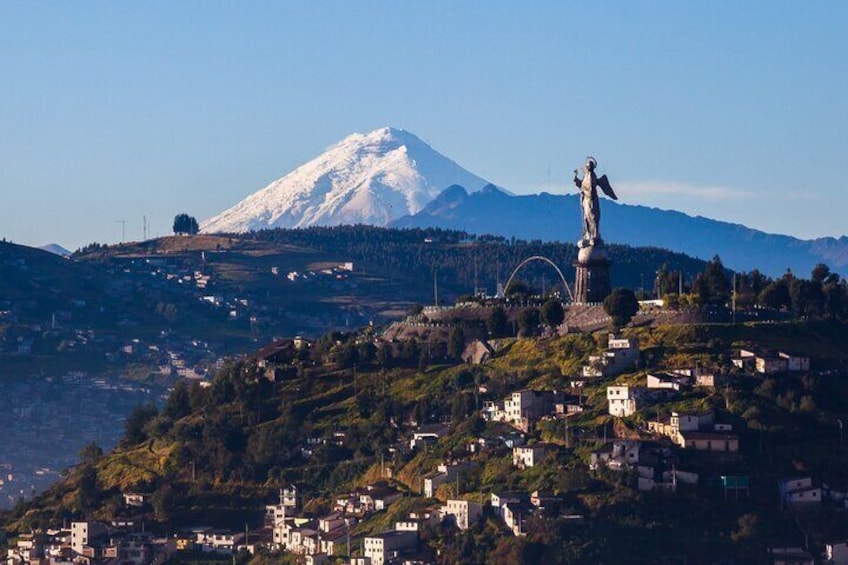 Private Quito City Tour, Historical Center, Equator Museum, and Pululahua Crater