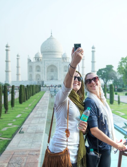 Private Half-Day Tour of Taj Mahal & Agra Fort from Agra