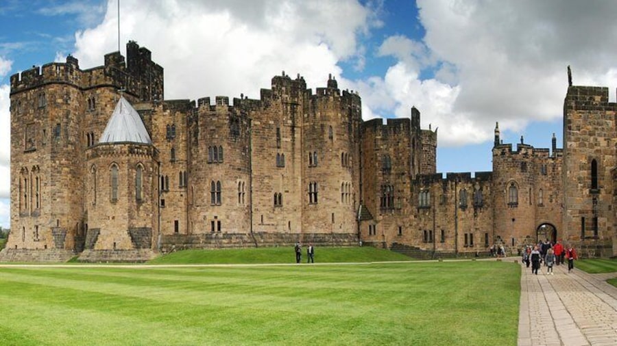 Alnwick Castle