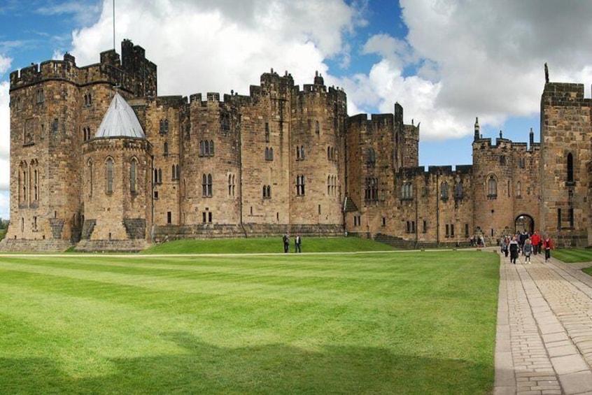 Alnwick Castle