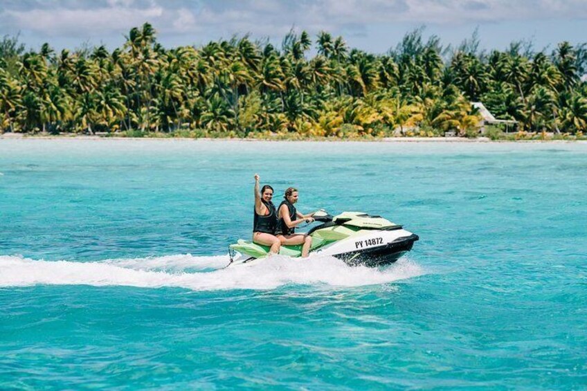 Jet ski tour 2h around Bora Bora