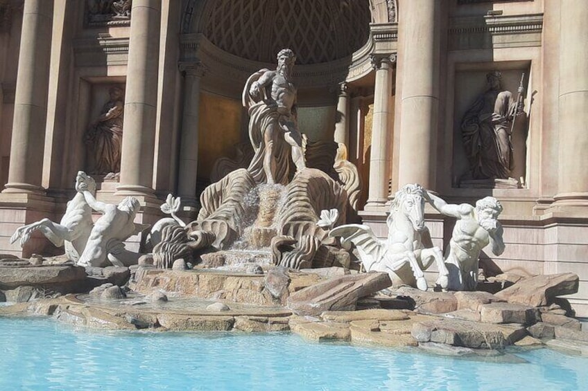 Fountain at Caesars Palace 