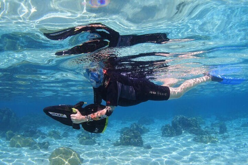 Sea Scooter Jet Snorkeling allow you to cover more grounds, fun & easy for all levels