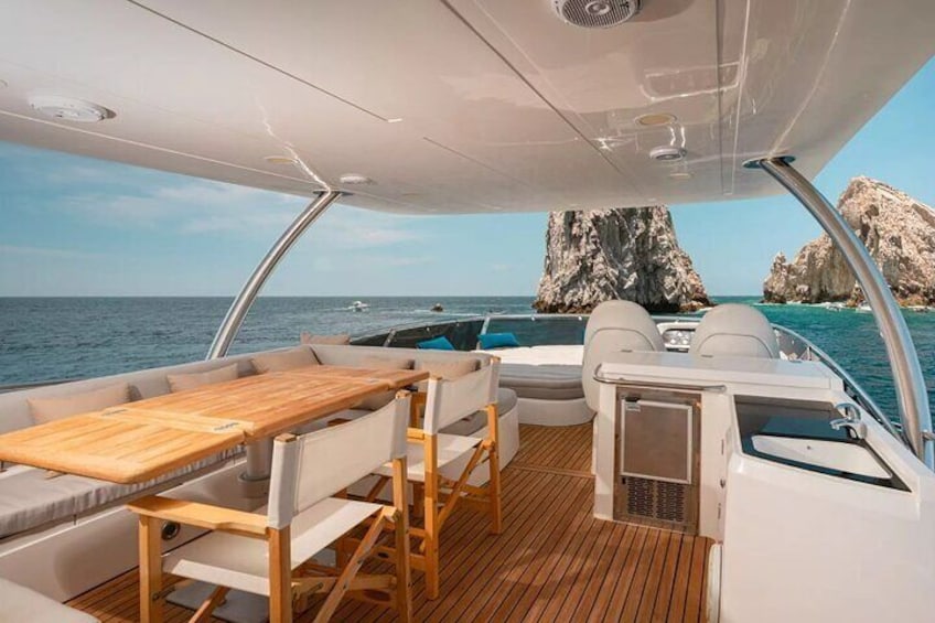 Luxury Yacht (Sunseeker 75 ft) in rent, Cabo San Lucas, ALL INCLUSIVE.