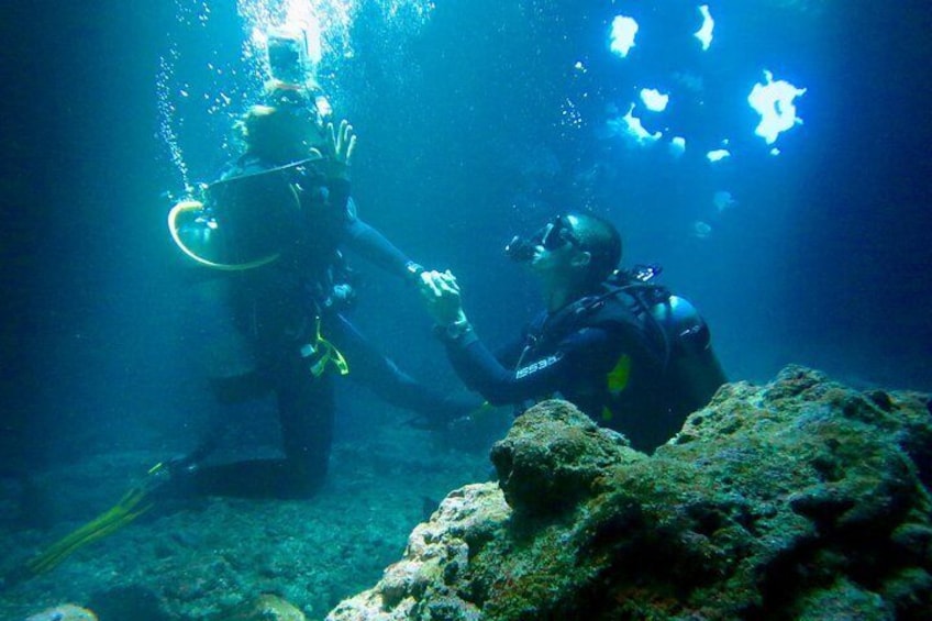 Your private Maui dive may be a proposal.