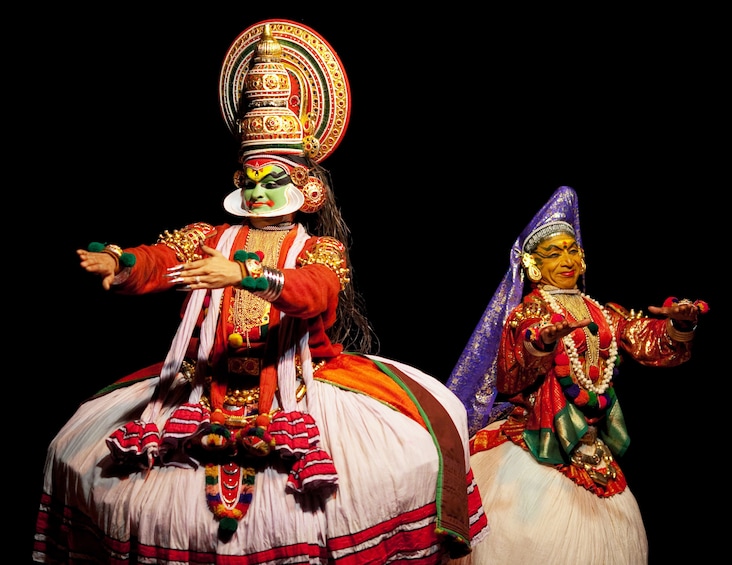 Kathakali Dance Show with Private Transfers