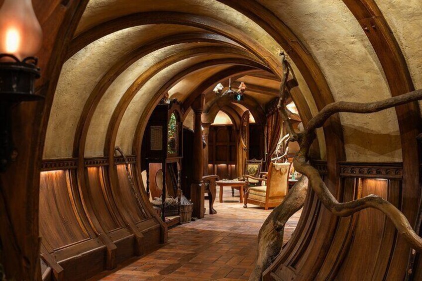 Private Luxury Tour to Hobbiton Movie set for Couple and Small Groups from AKL