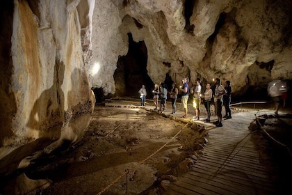 Chillagoe Caves och Outback Day Trip från Cairns