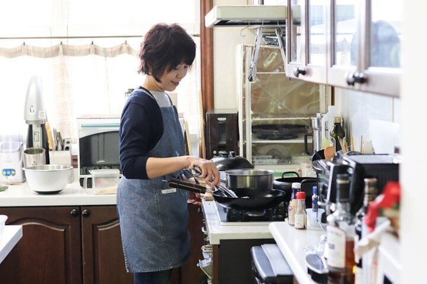 Private Japanese Cooking Class in Sapporo with Local Host Kanae