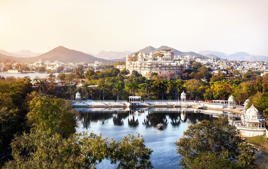 Private Udaipur Half-Day City Tour