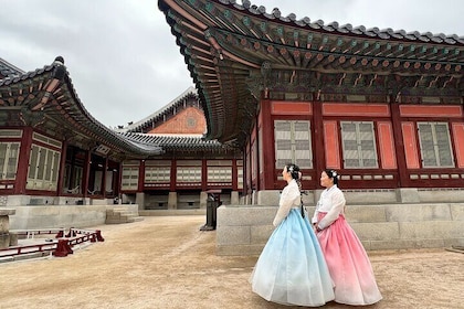 Seoul Cultural Tour - Kimchi Making, Gyeongbok palace with Hanbok