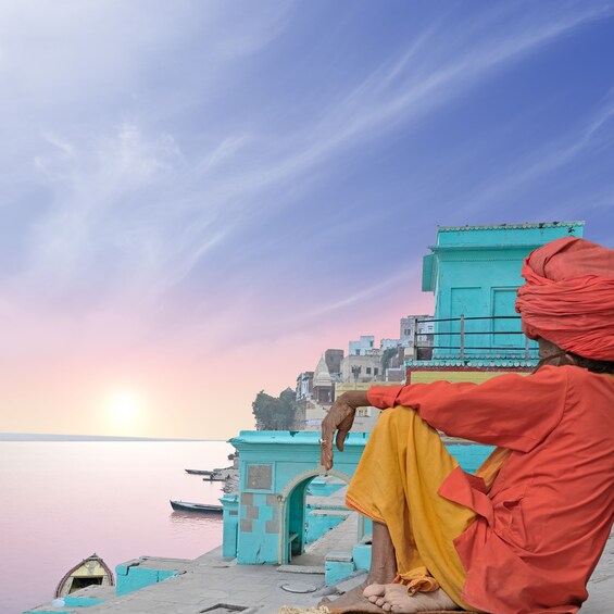 Ceremony at the Ghats of River Ganges with Private transfers