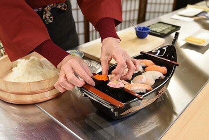 Sushi-Making Experience--Deluxe Course
