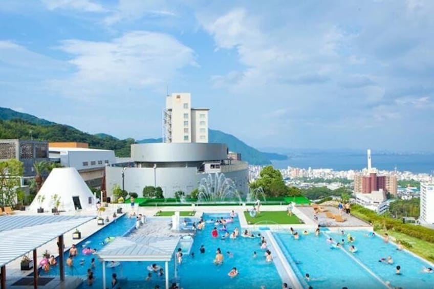 Kyushu Beppu Suginoi Onsen Tour