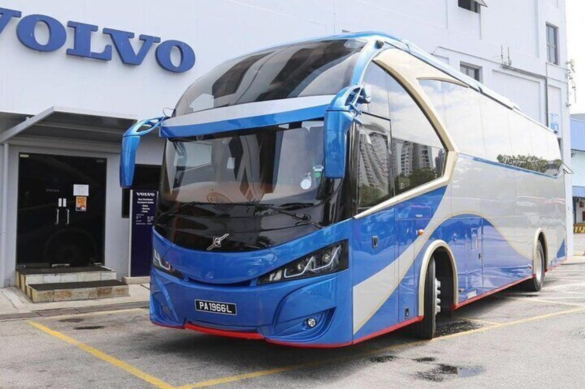 Small-group First Class bus to Kuala Lumpur, Malaysia