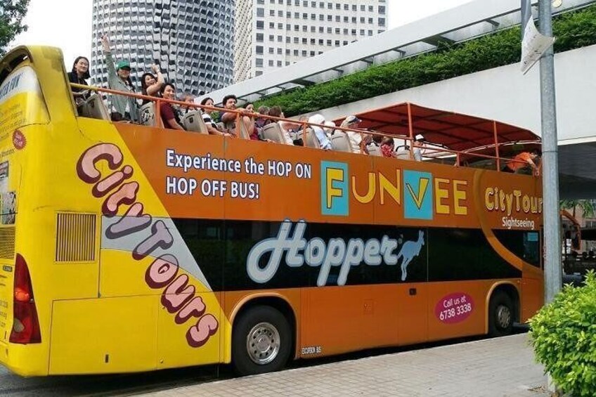 FunVee™ Sightseeing Hop On Hop Off Day Pass