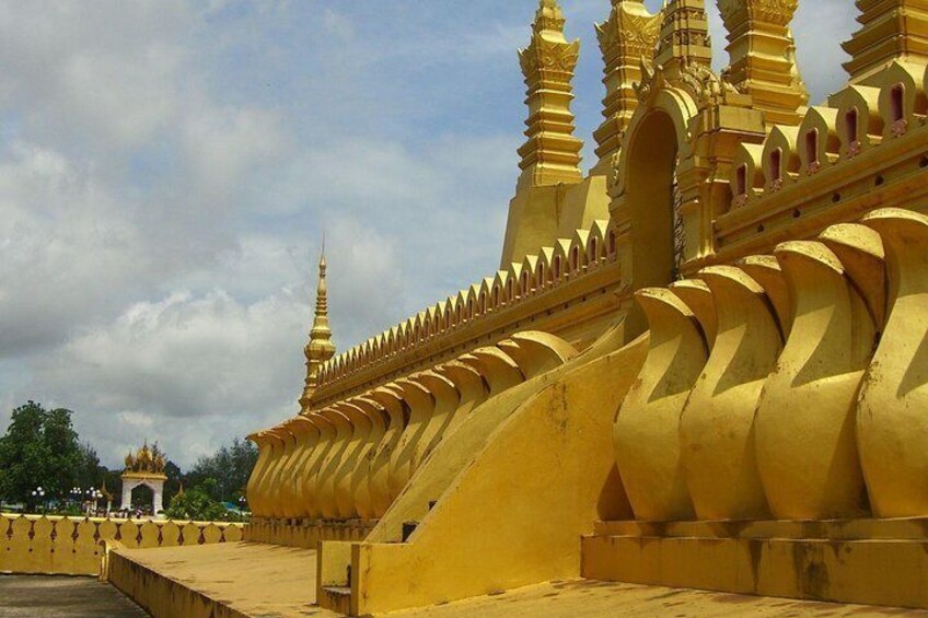 Private Vientiane's Must-See Sights and Buddha Park