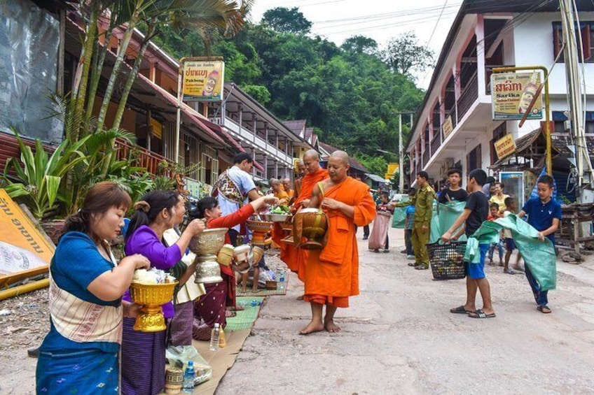 Private Tour: Half-Day City Tour of Luang Prabang