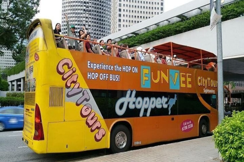 FunVee Sightseeing Hop On Hop Off(2days pass) with Walking Tours