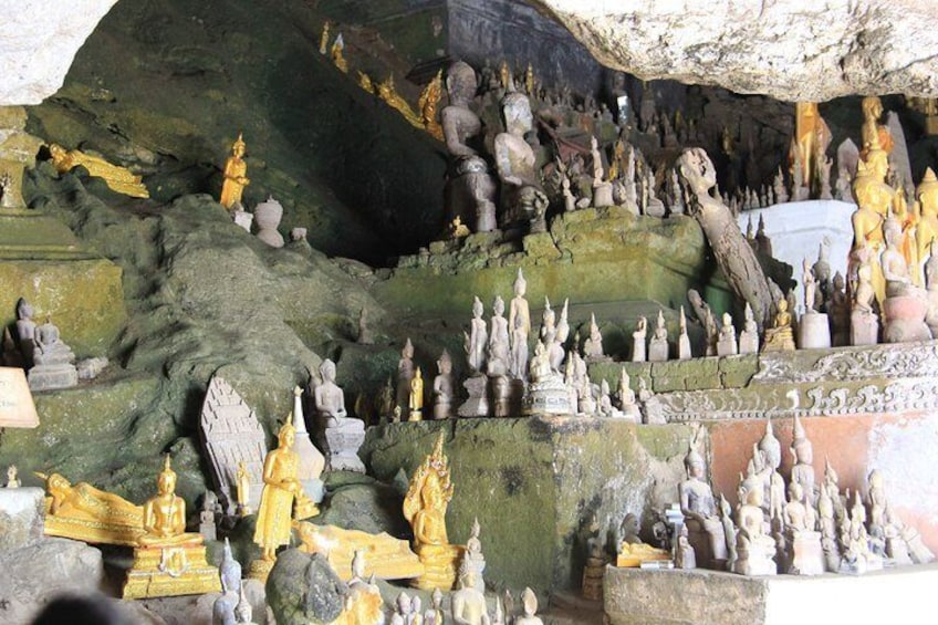 Pak Ou Caves 