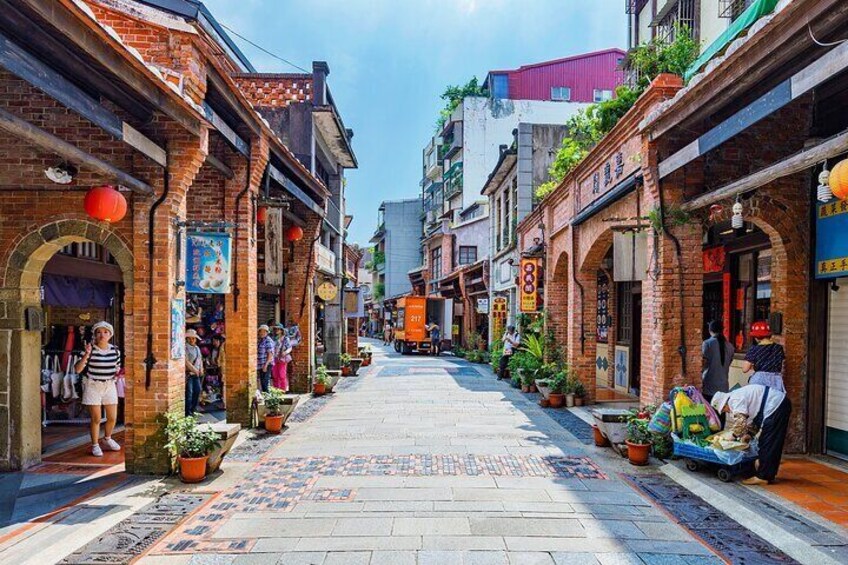 Shenkeng Old Street