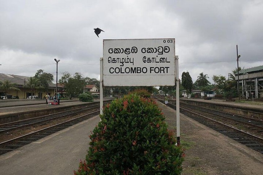 Platforms at the Colombo station 