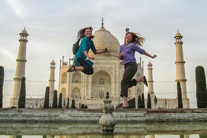 1 Day Delhi and 1 Day Agra Tour From Delhi with Taj Mahal - All-inclusive