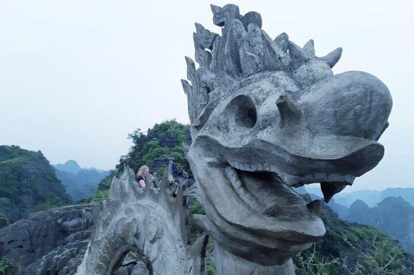 Mua cave - dragon