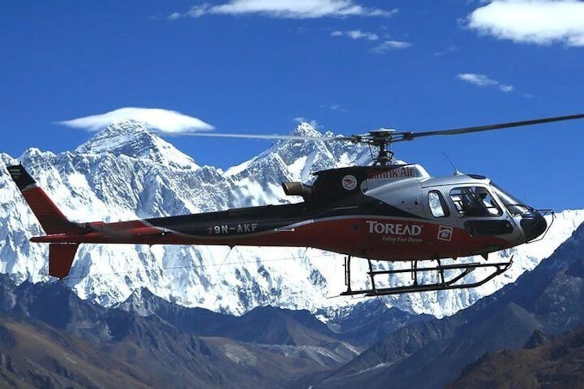Everest Base Camp Helicopter Tour: Kala Patthar landing