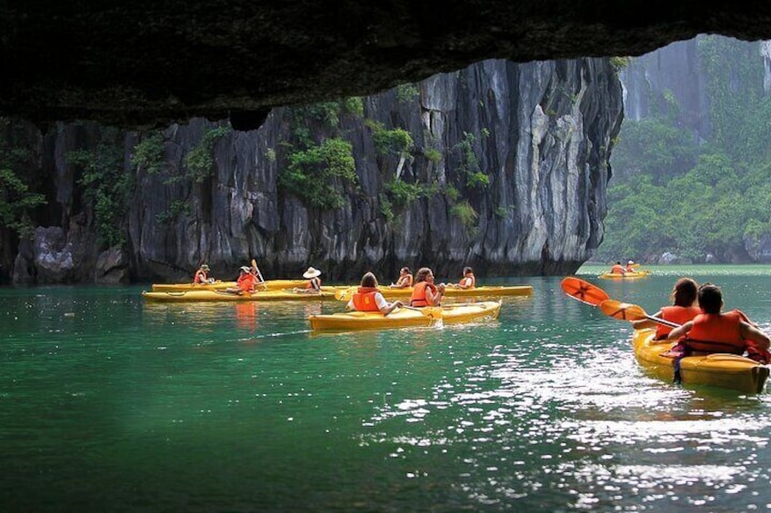 BEST SELLER- 3 Day/2 Night Cruise with All-Inclusive in Halong