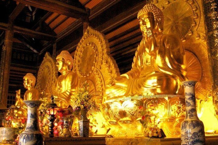 Buddha statues in Bai Dinh Pagoda