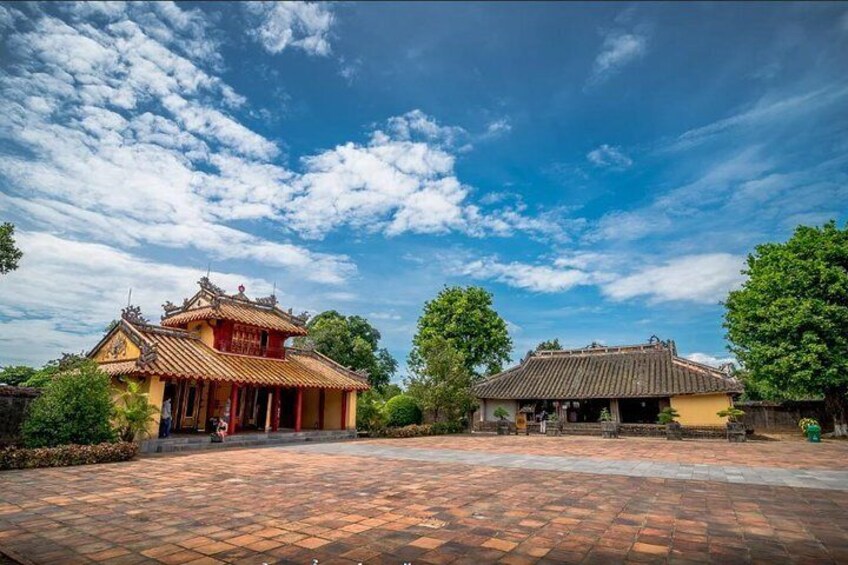 Minh Mang tomb- The three door gate