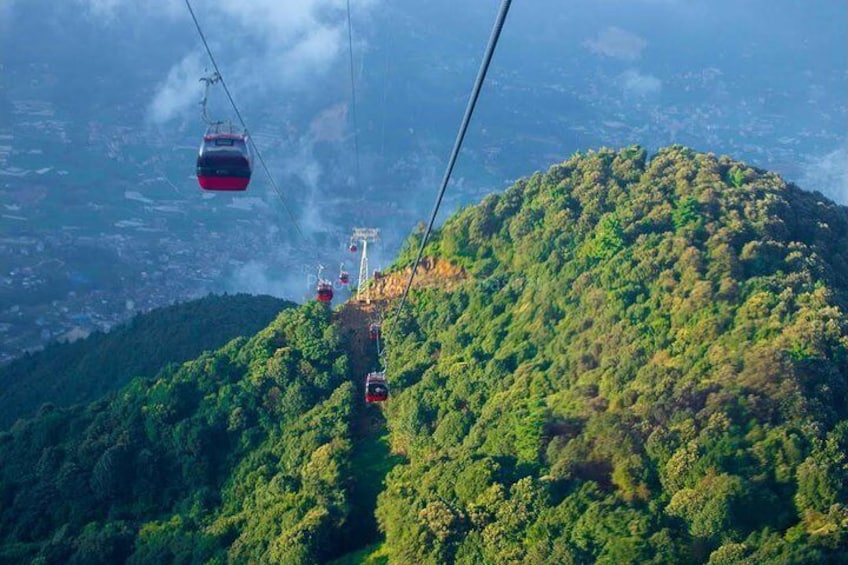 Chandragiri Hills Tour by Cable Car Ride with Lunch from Kathmandu