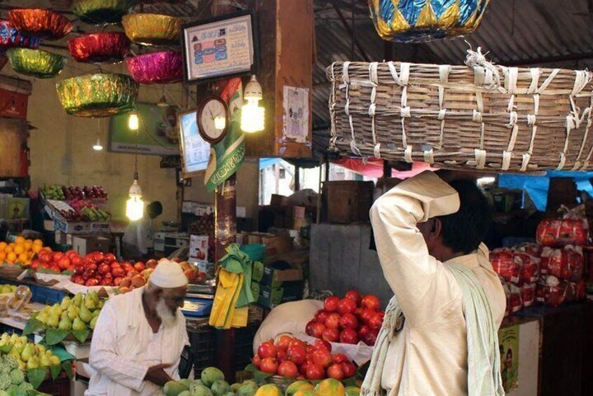 Shopping at Crowford Market