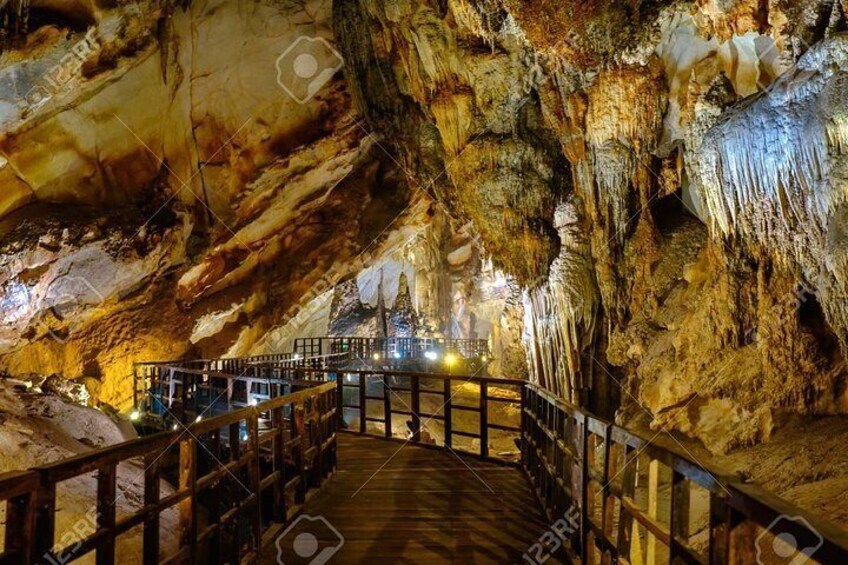 Paradise Cave & Dark Cave Full Day Trip