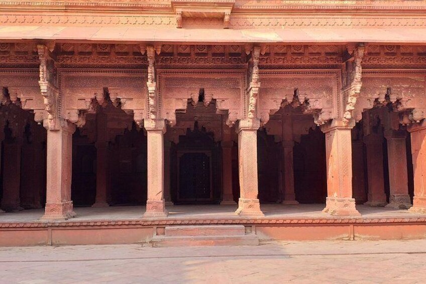 palaces in Agra Fort