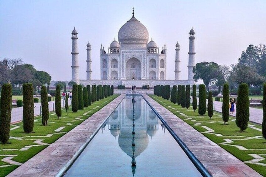  Mumbai to Taj Mahal & Agra Fort Same Day Private Tour with Return Flights