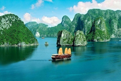 6 Hours Halong Bay Cruise On Titop Island & Swimming -go By New Highway