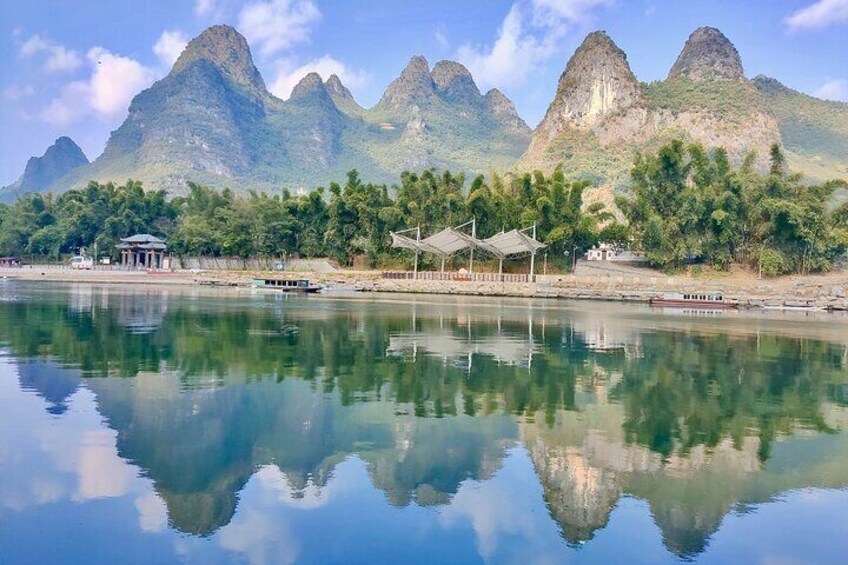 Yangshuo Old Town and Li River Cruise from Guilin