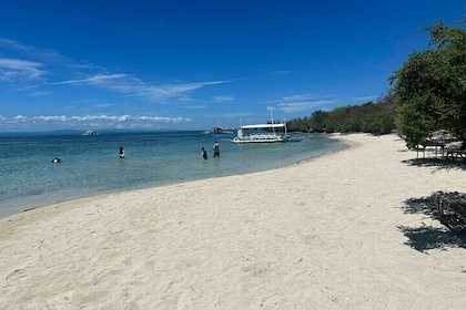 Half day tour with Snorkel at Sancturary and Sulpa island