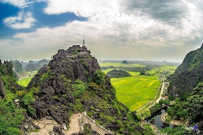 Ninh Binh 2泊1日 - ハノイからの小グループツアー