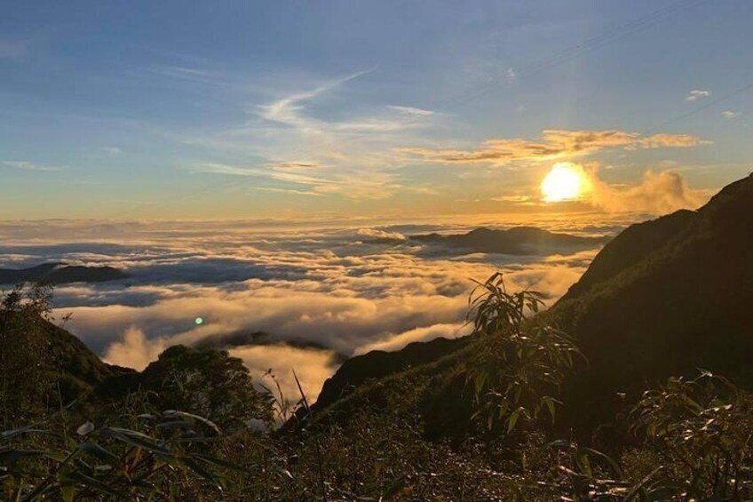 Sunrise on Fansipan peak