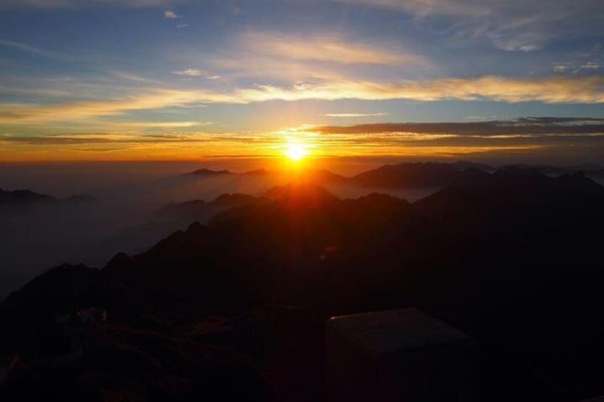 Beautiful sunrise on Fansipan