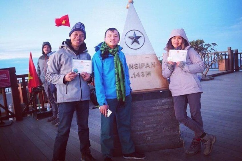 Happy time on Fansipan summit