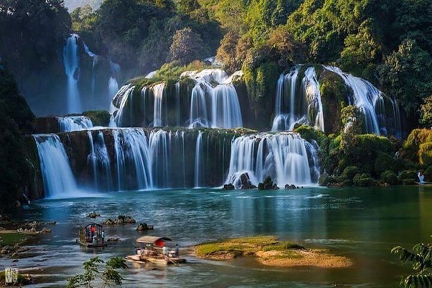 Ba Be Lake - Ban Gioc Waterfall Group Tour 3 Days 2 Nights