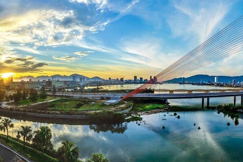 Hue- The Golden Bridge Da Nang ( Ba Na Hill)- Hoi An Car Transfer or Vice Versa