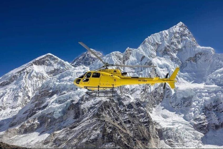 Everest Scenic Helicopter Flight With Multiple Landing