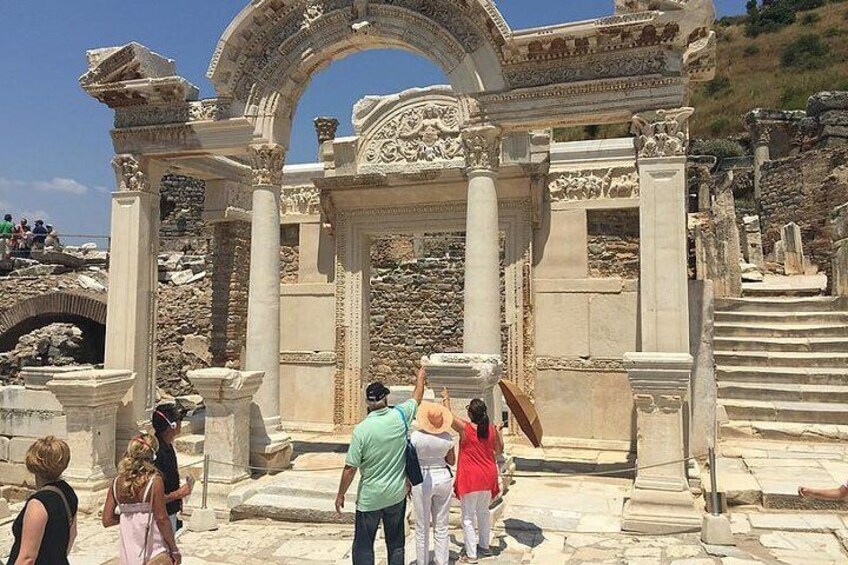 Ephesus Private Tour with Historian Guide, Lunch