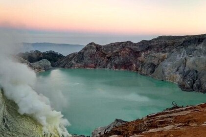 Ijen Crater Tour